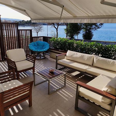 Apartman Emili Malinska Exterior foto